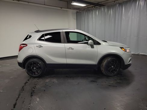 Used 2018 Buick Encore Preferred image 10