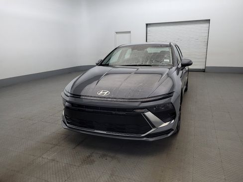 Used 2025 Hyundai Sonata SEL FWD image 15