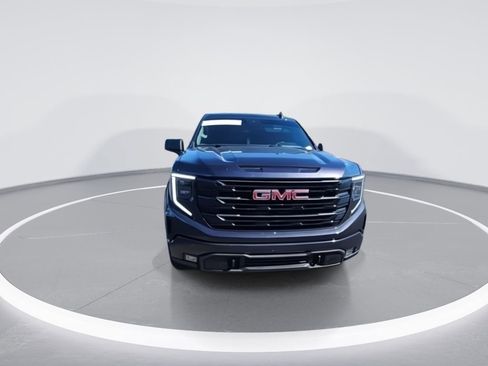 Certified 2025 GMC Sierra 1500 Elevation image 3