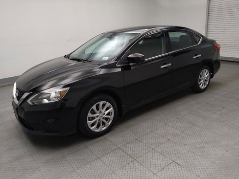 Used 2019 Nissan Sentra SV image 2