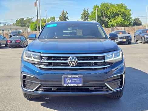 Certified 2022 Volkswagen Atlas Cross Sport SEL R-Line AWD/4WD image 6