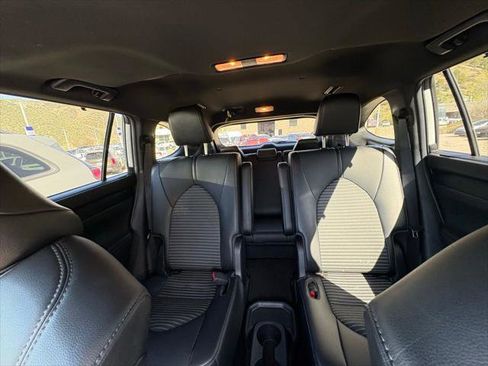 Certified 2021 Toyota Highlander XSE FWD image 6
