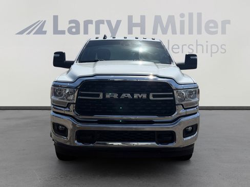 Used 2024 RAM 3500 Big Horn AWD/4WD image 8