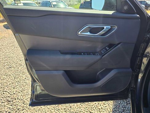 Used 2025 Land Rover Range Rover Velar Dynamic SE AWD/4WD image 19