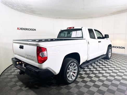 Used 2018 Toyota Tundra SR5 image 3