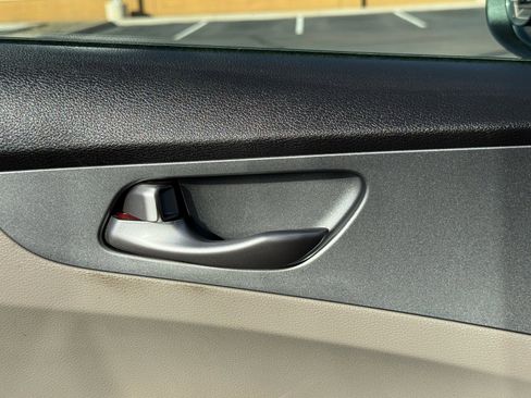 Used 2021 Kia Forte LXS image 19