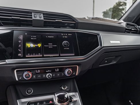 Used 2025 Audi Q3 2.0T Premium Plus w/ Premium Plus Package image 12