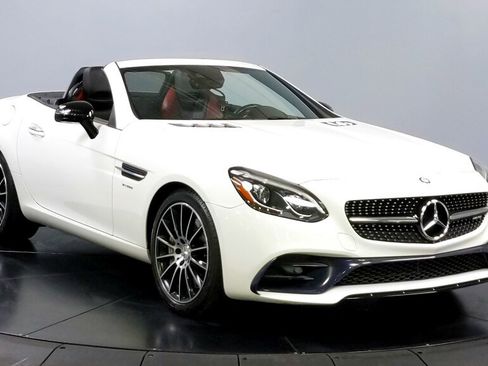 Used 2017 Mercedes-Benz SLC 43 AMG image 8