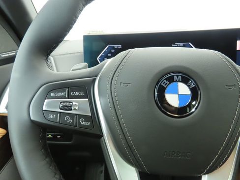 New 2026 BMW X5 xDrive40i w/ Climate Comfort Package image 11