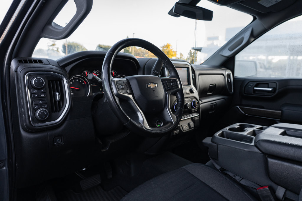Used 2019 Chevrolet Silverado 1500 LT w/ True North Edition AWD/4WD image 22