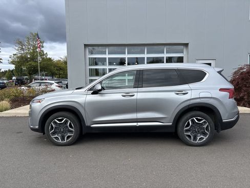Used 2023 Hyundai Santa Fe Limited AWD/4WD image 2