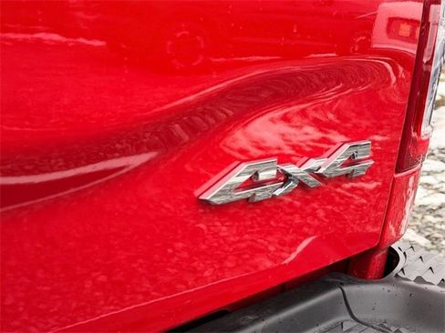 Used 2024 RAM 2500 Big Horn w/ Bed Utility Group image 5