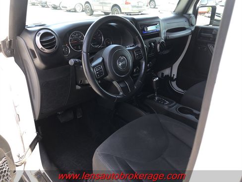 Used 2016 Jeep Wrangler Unlimited Sport w/ Quick Order Package 24S AWD/4WD image 10