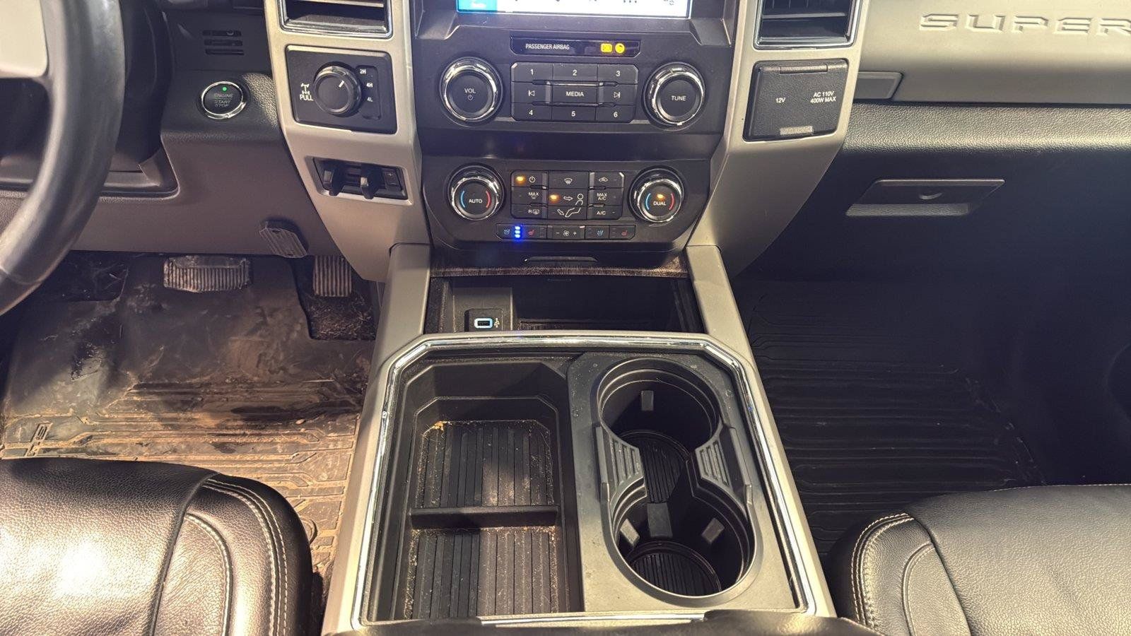 Used 2019 Ford F250 Lariat w/ Lariat Ultimate Package AWD/4WD image 23