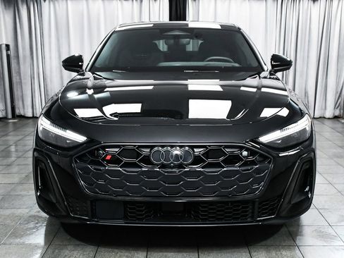 Used 2025 Audi S5 Prestige w/ Prestige Package image 2