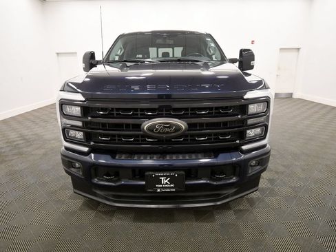Used 2023 Ford F250 Lariat w/ Black Appearance Package AWD/4WD image 11