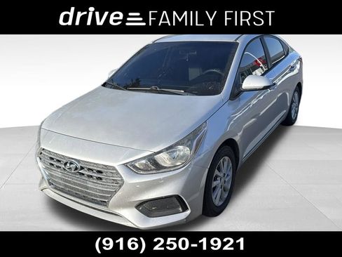 Used 2018 Hyundai Accent SEL FWD image 1