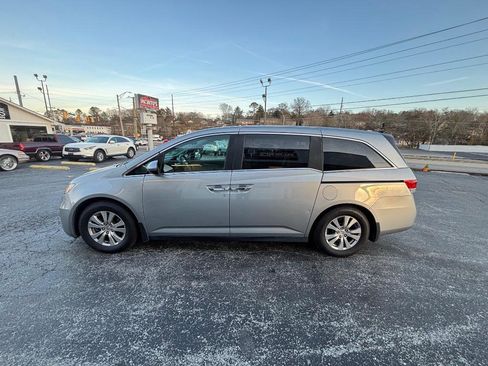 Used 2016 Honda Odyssey SE image 5