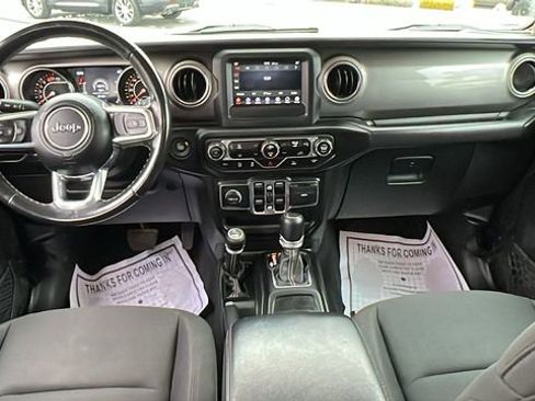 Used 2021 Jeep Wrangler Unlimited Sahara image 22