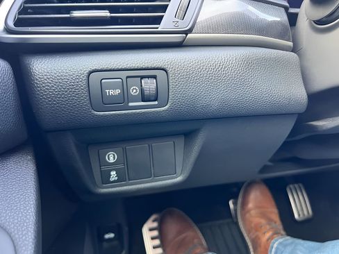 Used 2018 Honda Accord Sport image 25