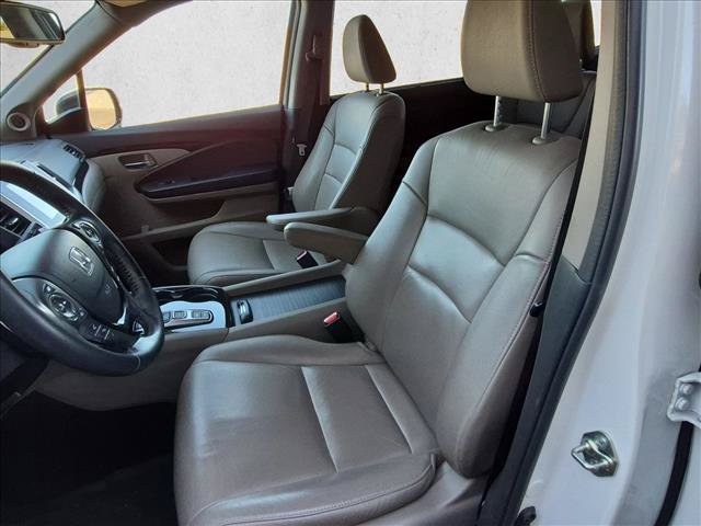 Used 2016 Honda Pilot Touring image 16