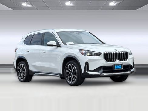 Used 2025 BMW X1 xDrive28i w/ Convenience Package AWD/4WD image 6