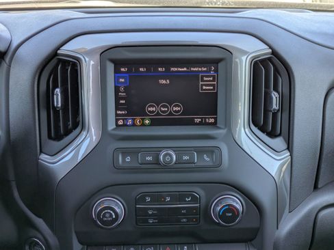 Used 2026 Chevrolet Silverado 1500 Custom w/ Turbomax Blackout Package AWD/4WD image 17