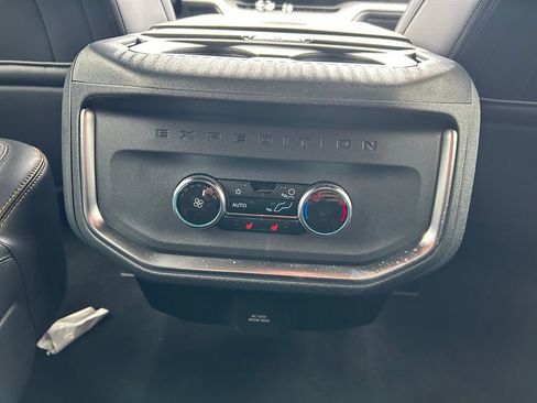 Used 2026 Ford Expedition Tremor AWD/4WD image 23