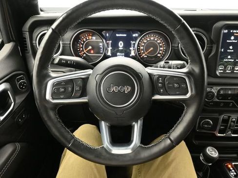 Used 2021 Jeep Wrangler Unlimited Sahara AWD/4WD image 23