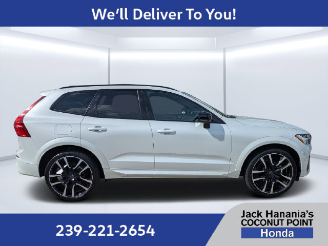 Used 2024 Volvo XC60 B5 Ultimate w/ Protection Package Premier AWD/4WD image 2