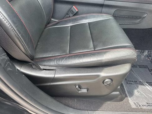 Used 2024 Dodge Durango GT AWD/4WD image 13
