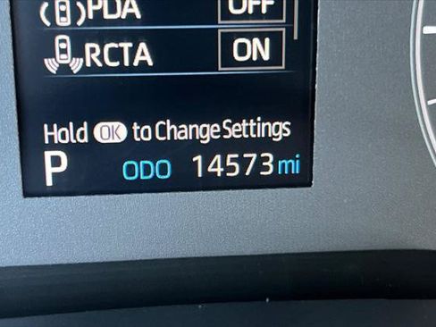Certified 2025 Toyota Corolla SE w/ Convenience Package FWD image 27