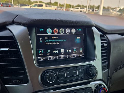 Used 2019 Chevrolet Suburban Premier RWD image 21
