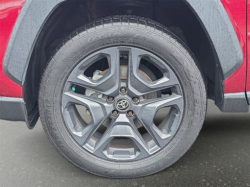 Used 2022 Toyota RAV4 Adventure image 36