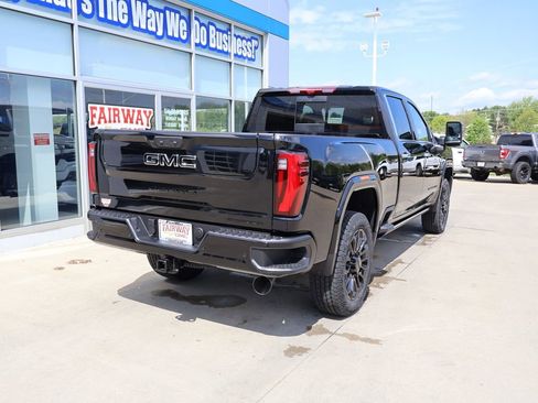 New 2026 GMC Sierra 2500 Denali w/ Denali Reserve Package AWD/4WD image 3