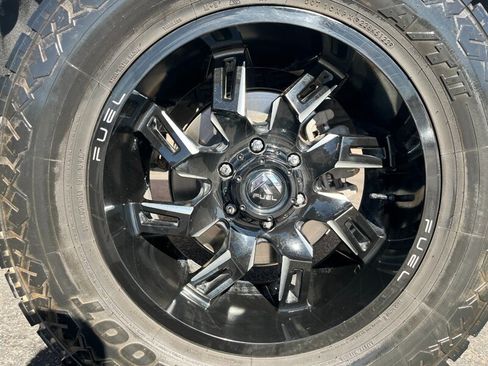 Used 2021 GMC Sierra 1500 Denali w/ Denali Ultimate Package AWD/4WD image 37