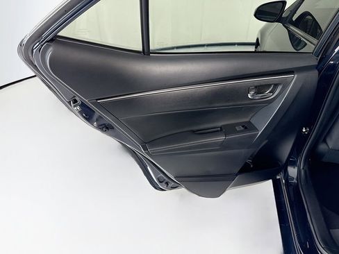 Used 2017 Toyota Corolla XLE FWD image 26