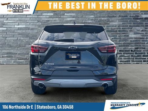 New 2025 Chevrolet Blazer LT image 4