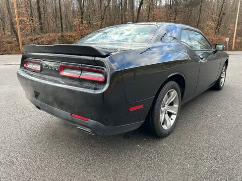 Used 2021 Dodge Challenger SXT image 3