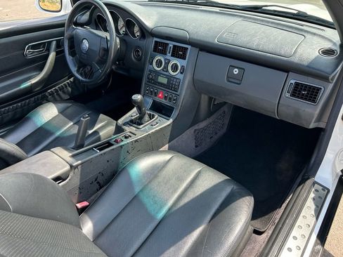 Used 1999 Mercedes-Benz SLK 230 image 11