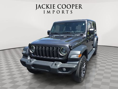Used 2024 Jeep Wrangler Unlimited Sport AWD/4WD image 1