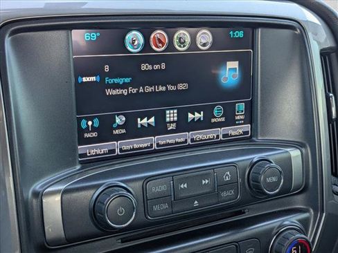 Used 2018 Chevrolet Silverado 1500 LT w/ All Star Edition image 13