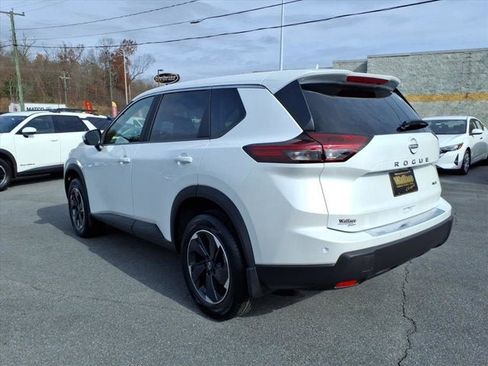 New 2026 Nissan Rogue SV w/ Cold Weather Package image 3