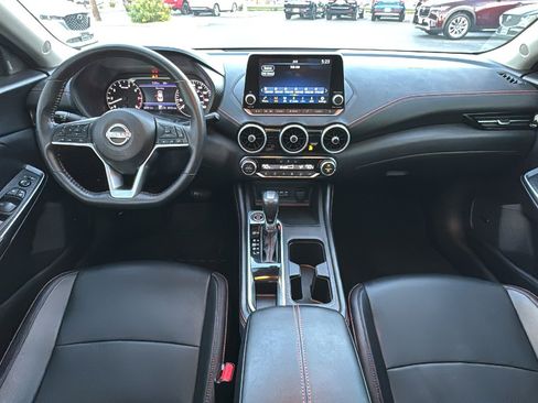 Used 2024 Nissan Sentra SR w/ SR Premium Package image 19