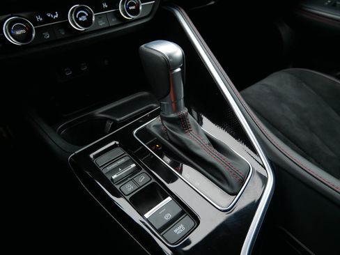 Certified 2025 Acura ADX A-Spec image 24