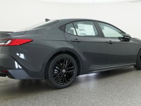 New 2026 Toyota Camry SE FWD image 17