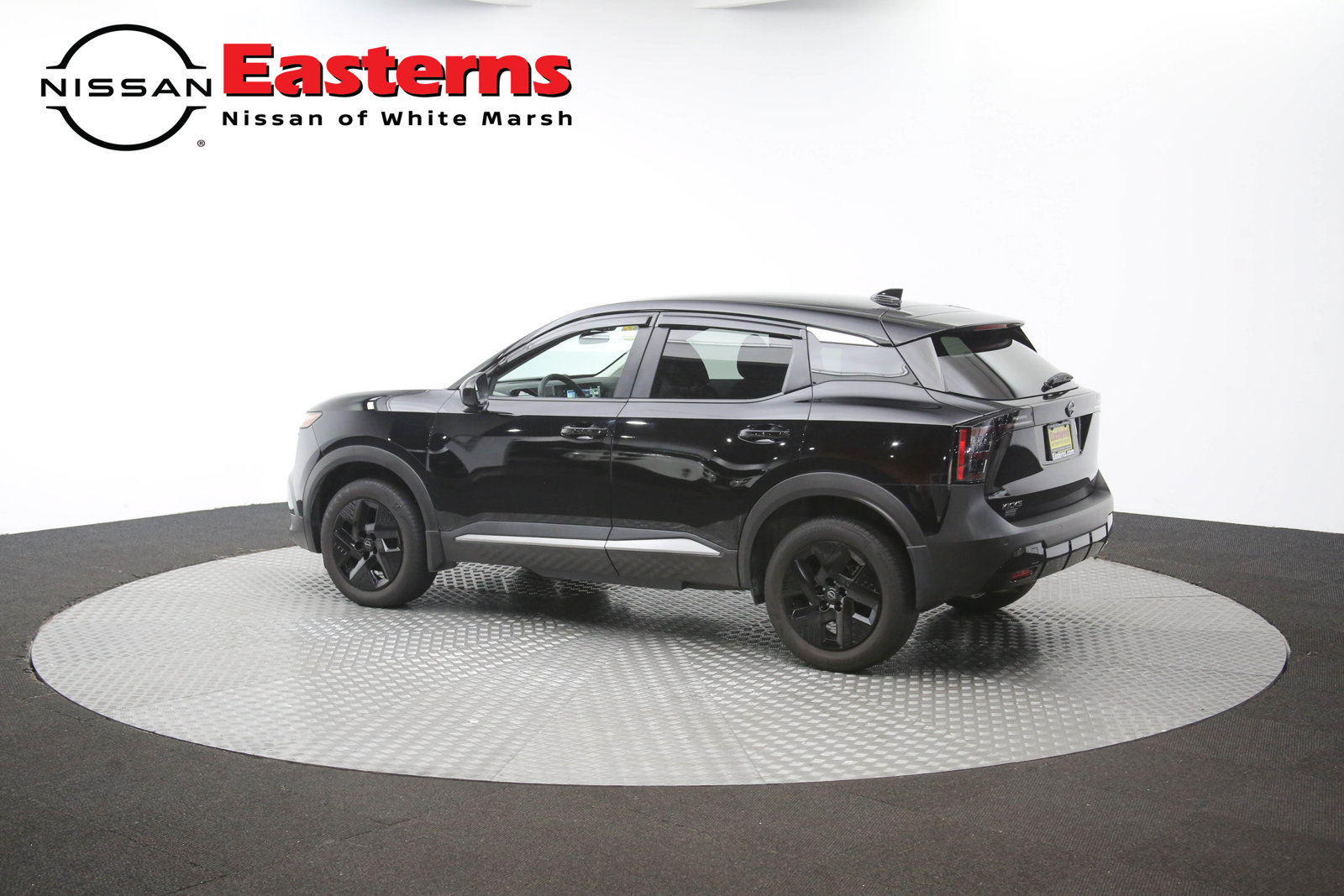 Used 2025 Nissan Kicks SV FWD image 62
