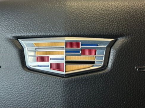 Certified 2023 Cadillac Escalade Premium Luxury w/ LPO, Floor Liner Package AWD/4WD image 5