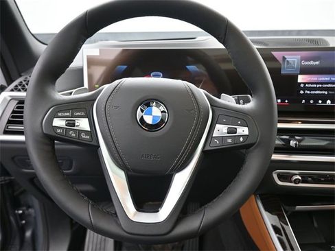 New 2026 BMW X5 xDrive40i w/ Climate Comfort Package image 2