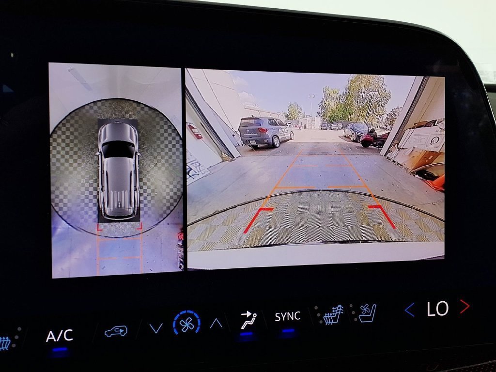 New 2027 Chevrolet Traverse RS AWD/4WD image 12